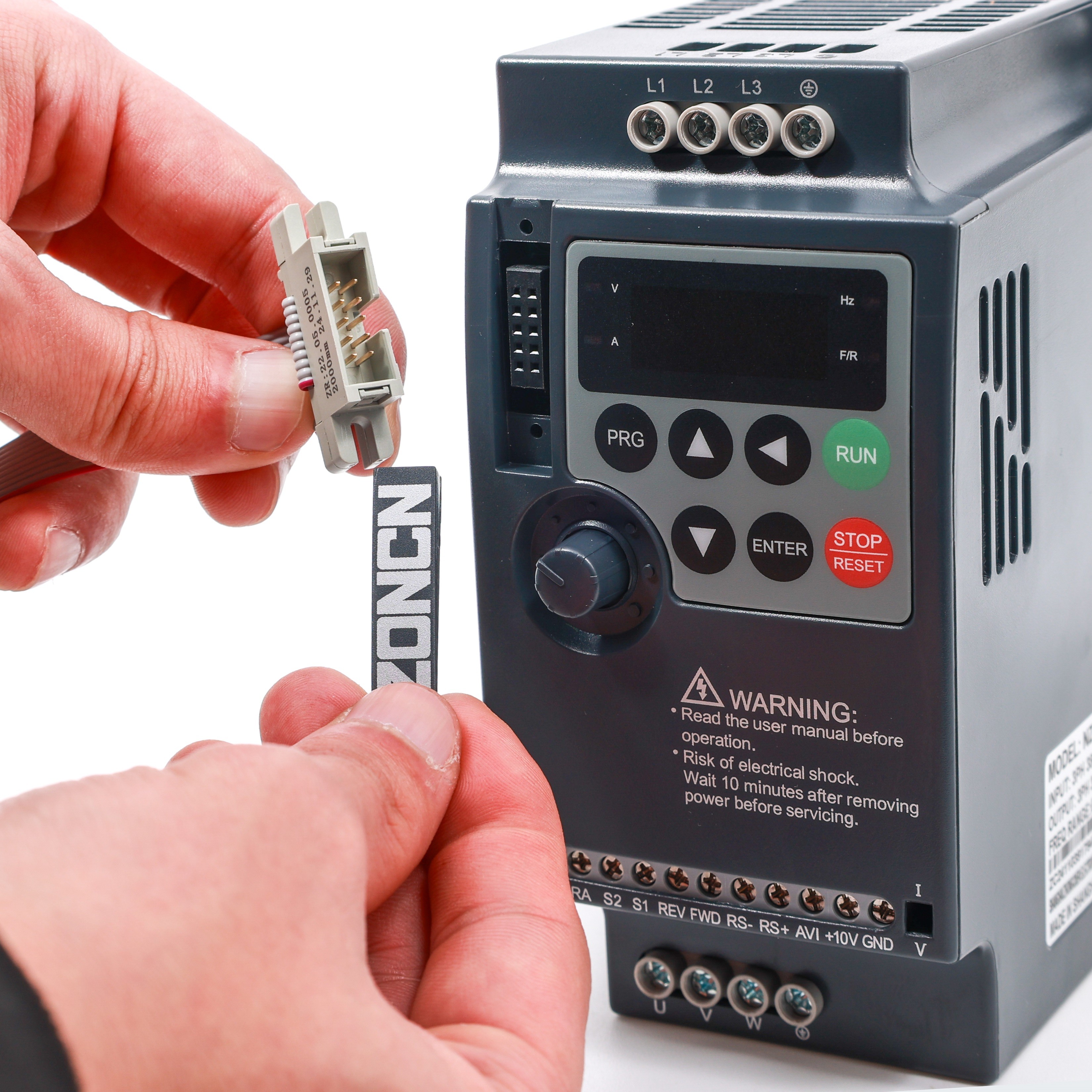 380V VFD Drive 3-Phase Low Voltage Inverter with Variable Speed for 0.75KW Motor